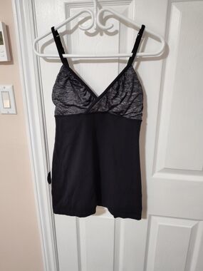 Lululemon Adjustable Strap Tank Top – Size 10 – Black/Grey